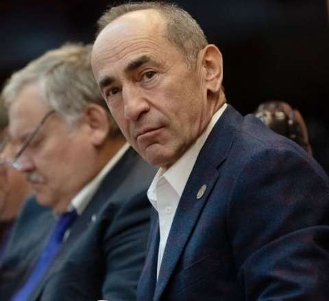 Köçəryan Paşinyana qarşı Kreml ritorikası ilə hücum çəkdi 