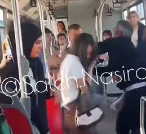 “BakuBus”da ata qızını döydü -  VİDEO