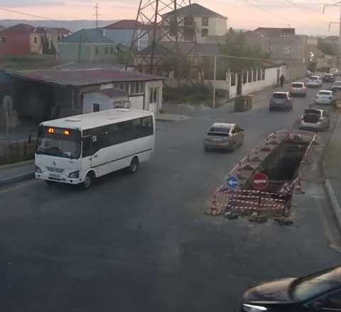 Binəqədidə bağlanan yol açıldı 
