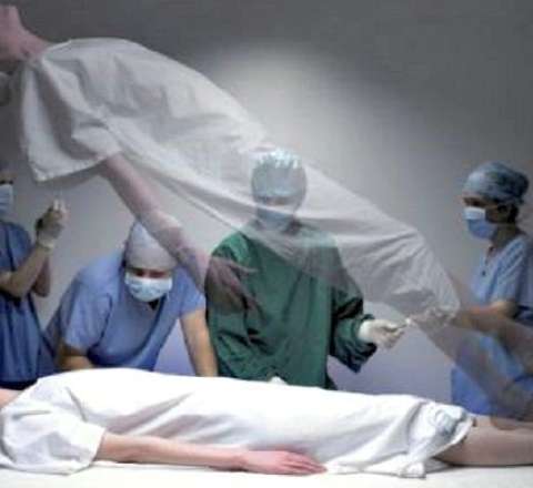 Klinik ölüm keçirən qadın axirət dünyasından danışdı - FOTO