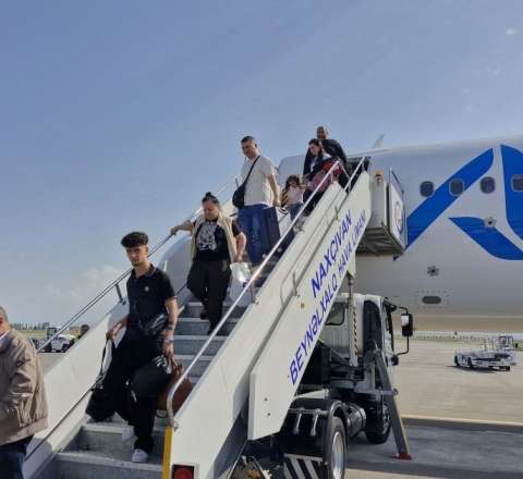 İstanbul - Naxçıvan aviareysi üzrə uçuşlara başlanıldı 