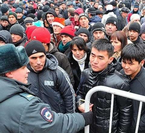 Rusiyanın miqrantlardan depozit tələbi - Məqsəd nədir? - Açıqlama 