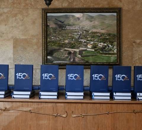 “150 ilin söhbəti” kitabı işıq üzü gördü 