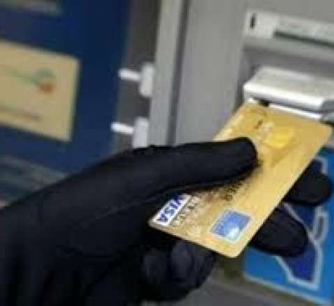 Ötən gün bank kartlarından oğurlanan pulların məbləği açıqlandı 
