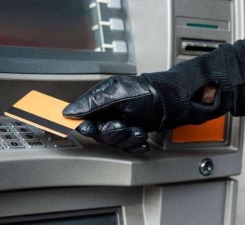 Ötən gün bank kartlarından oğurlanan pulların məbləği açıqlandı 