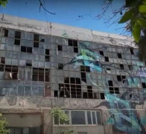 Tərk edilmiş binaya oxşayır, amma altında sirlər yatır – VİDEO 