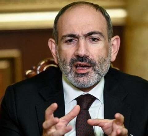 Paşinyan məşhur qəzeti məhkəməyə verir 
