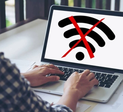 Bu ölkədə internet KƏSİLDİ 