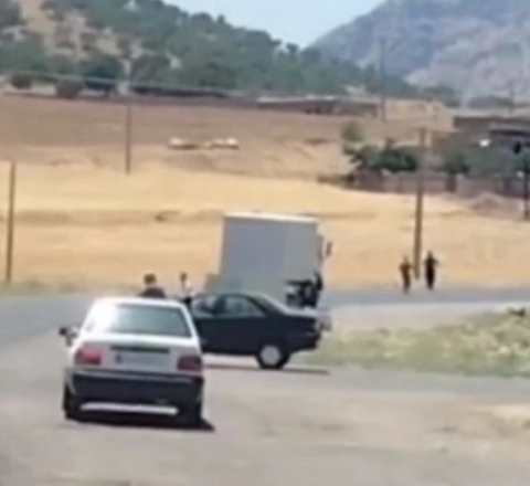 İranda İsrail dronlarını daşıyan maşını saxlanıldı - VİDEO