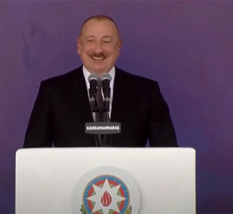 Prezidentin çıxışı zamanı “Qarabağın fatehi” səsləri ucaldı  - VİDEO