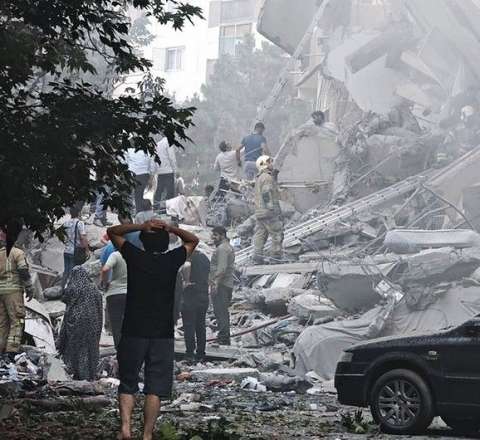 İran İsrailə zərbə endirdi:  86 nəfər yaralandı 