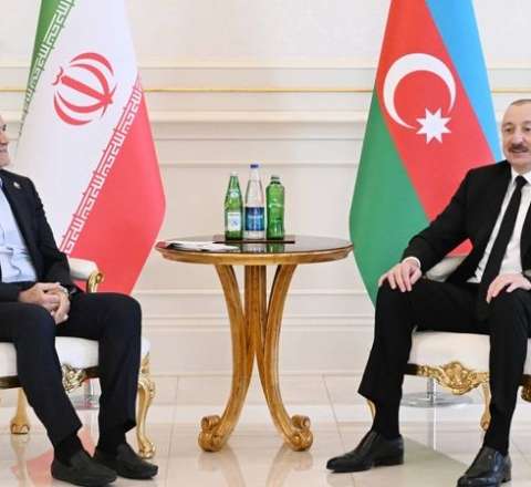 İlham Əliyevlə Pezeşkiana baş sağlığı verdi 