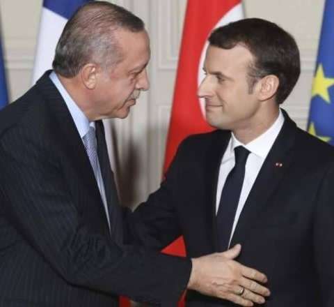 Makronla bədən dili savaşı: Ərdoğan "oyunu" belə çevirdi - Video 