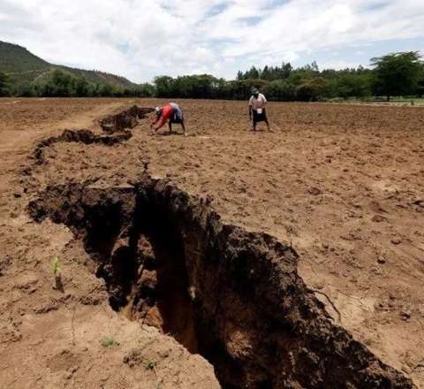 Afrika ikiyə bölünür: Efiopiyanın altında yeni okean yaranır 