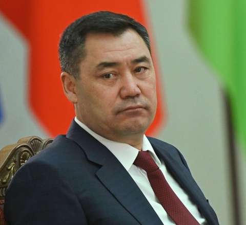 Sadır Japarov Azərbaycana yola düşüb 