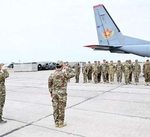 Qazaxıstan hərbçiləri Azərbaycanda 