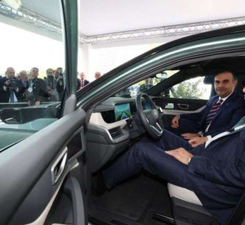 Ərdoğan "TOGG"un yeni modelini test etdi - VİDEO 