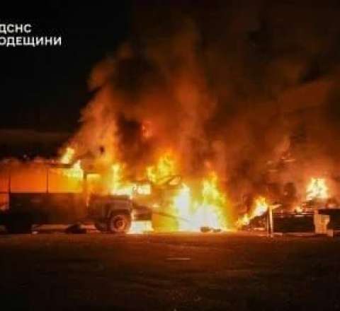 Rusiya yenə Odessaya hücum etdi -  Ölən var - FOTO