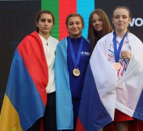 Boksçumuz erməniyə qalib gəlib çempion oldu 