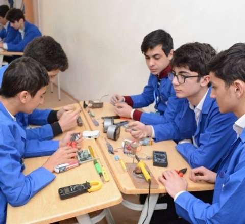 Peşə məktəblərinə tələbə qəbulu BAŞLADI - FOTO