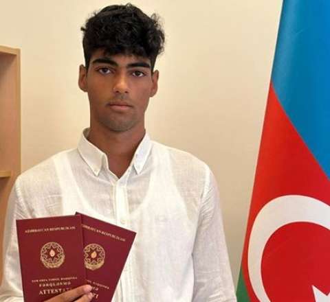 Azərbaycanlı futbolçu qəbul imtahanında 697 bal topladı 