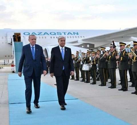 Qazaxıstan prezidenti Türkiyəyə gəldi 