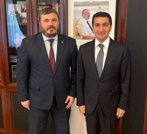 Hikmət Hacıyev Ukrayna səfiri ilə strateji tərəfdaşlığı müzakirə etdi 