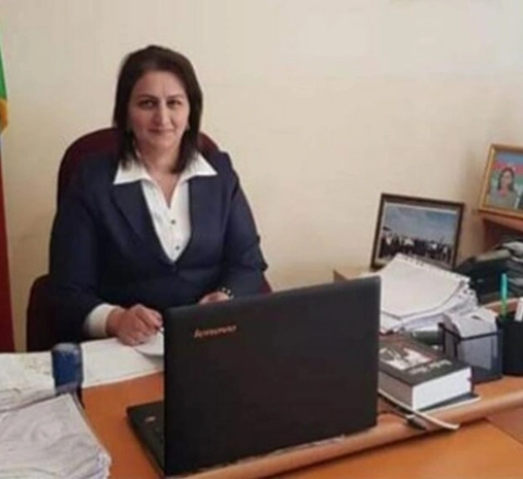 Son zəngdə  kriminal mahnı oxuyan direktor barədə QƏRAR - VİDEO