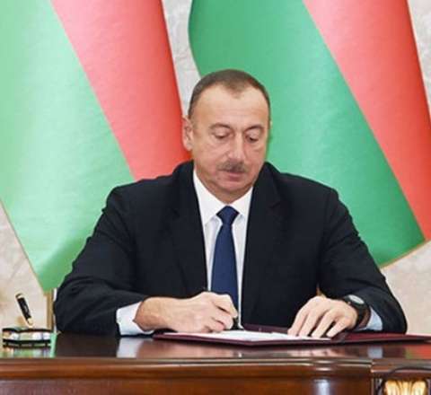 Prezident prokurorların pensiya yaşını ARTIRDI 