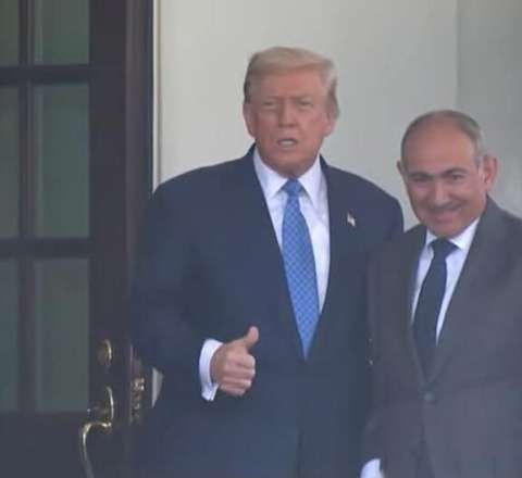 Trampla Paşinyanın görüşü başladı 