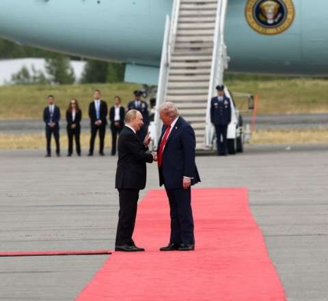 Hərbi baza Putin-Tramp üçün hazırlıqlı vəziyyətə gətirildi 