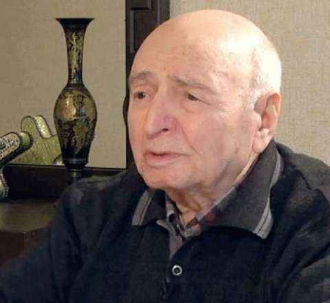Yazıçı Vidadi Babanlı vəfat etdi 