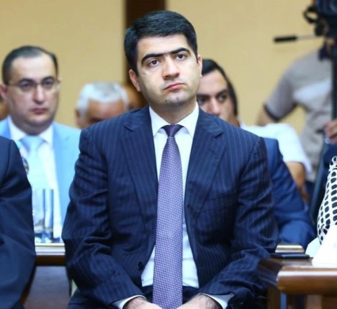 Azərbaycanda icra başçısını ittiham edən qohumu barədə qərar verildi 