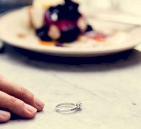 Bakıda cütlük nişan günü ayrıldı - Bəy həbs edildi...