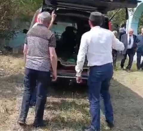 Məmməd İsmayılın nəşi Tovuzdakı evinə aparıldı - VİDEO