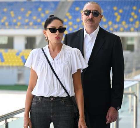 Prezident və xanımı Gəncə stadionunda - Fotolar 