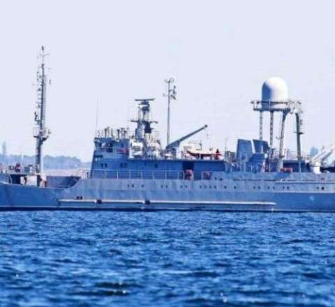 Rusiya hərbçiləri Ukrayna kəşfiyyat gəmisini vurdu 