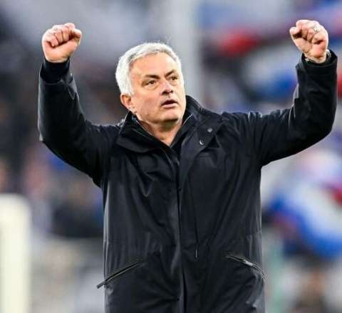 Mourinyo "Fənərbağça"dan sərvətlə ayrılır 