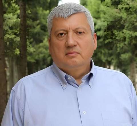 Əliyev Rusiyanın baş nazirini necə yerində “oturdub”? – Tofiq Zülfüqarov  