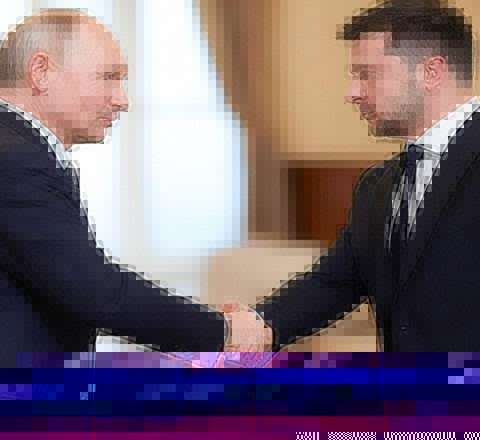 "Putin Zelenskini Moskvaya danışığa dəvət edib, təslim olmağa yox" - Peskov 