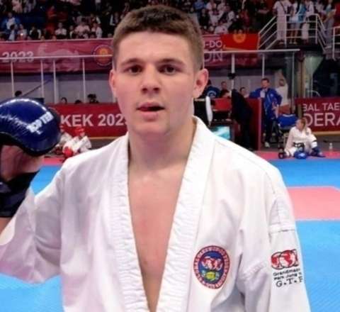 Taekvondo üzrə dünya çempionu Emin Çətinbağ Rusiyada saxlanıldı 