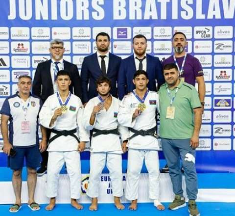 Millimiz Avropa çempionatında birinci oldu 