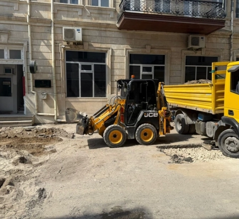 Bakıda bu yolların söküntüsünə başlanıldı - FOTO