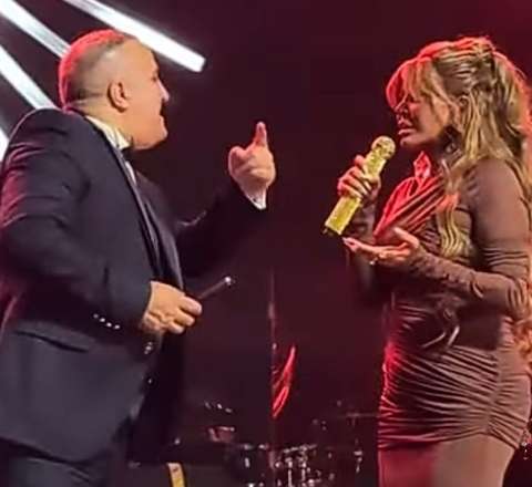 Aygün Kazımova tanınmış xanəndəni səhnədə pərt etdi: "Bu nə hörmətsizlikdir?" - VİDEO