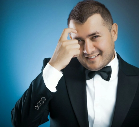 Niyə insanyönlü ola bilmirik?! - Müğənnidən sərt fikirlər 