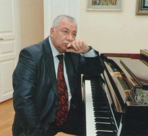 Xalq artisti Mərkəzi Neftçilər Xəstəxanasının Kardiologiya şöbəsinə köçürüldü 