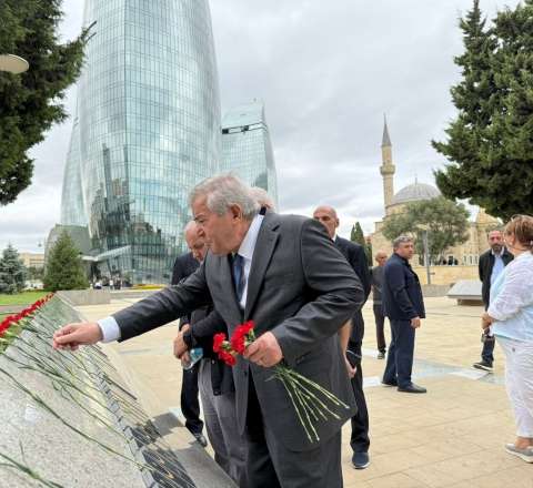 VHP rəhbərliyi Türk Şəhidliyini ziyarət etdi - FOTO