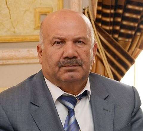“Ay nazir, sənə yazmışam, niyə cavab vermirsən?” 