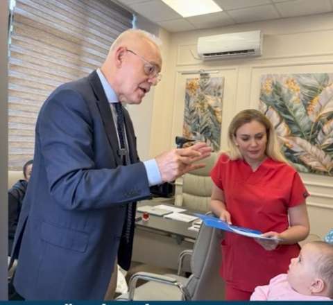 Alliance Clinic-də Türkiyədən gələn professorla pulsuz müayinə aksiyası - VİDEO 