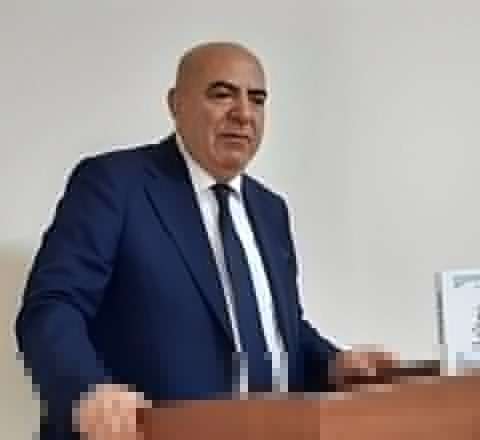 Tanınmış alimin ölkədən çıxışına "STOP" qoyuldu 